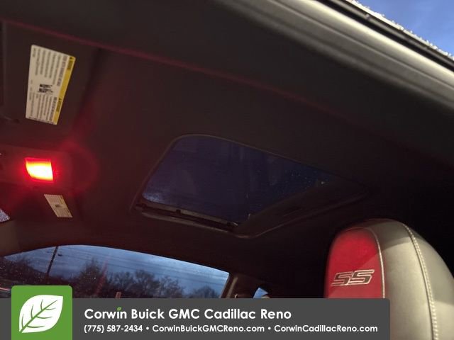 Used 2015 Chevrolet Camaro SS w/ SS Performance Package image 25