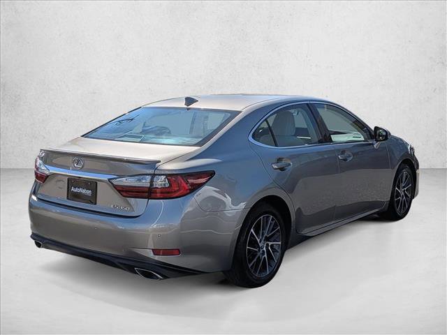 Used 2017 Lexus ES 350 w/ Navigation System Package image 5