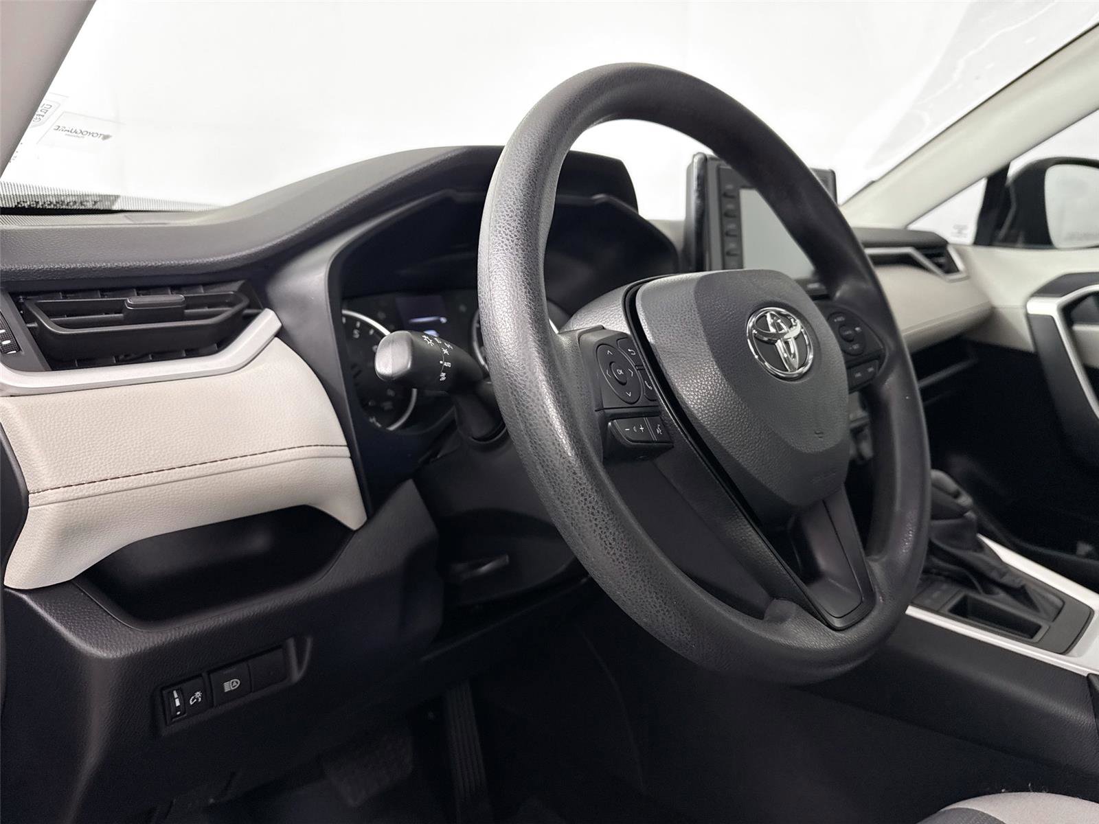Certified 2022 Toyota RAV4 XLE image 14
