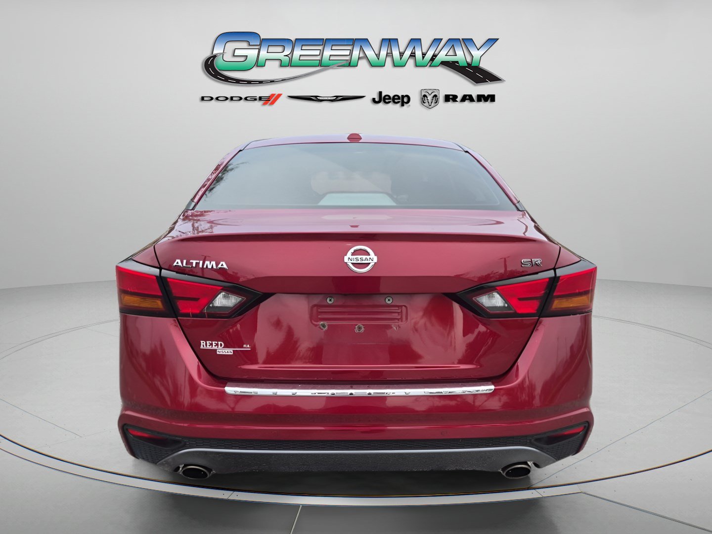 Used 2021 Nissan Altima 2.5 SR w/ SR Premium Package FWD image 2