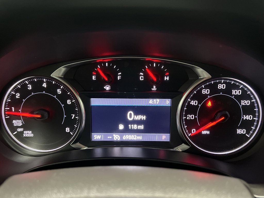 Used 2023 GMC Terrain AT4 image 9