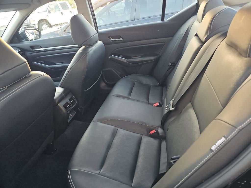 Used 2025 Nissan Altima 2.5 SL image 40