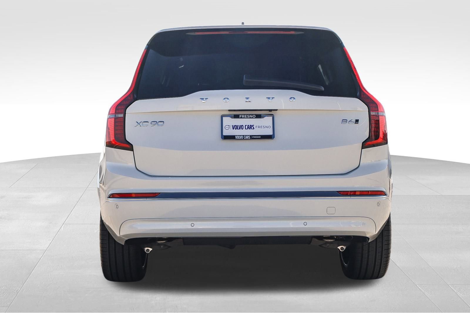 New 2026 Volvo XC90 B6 Ultra w/ Protection Package image 6