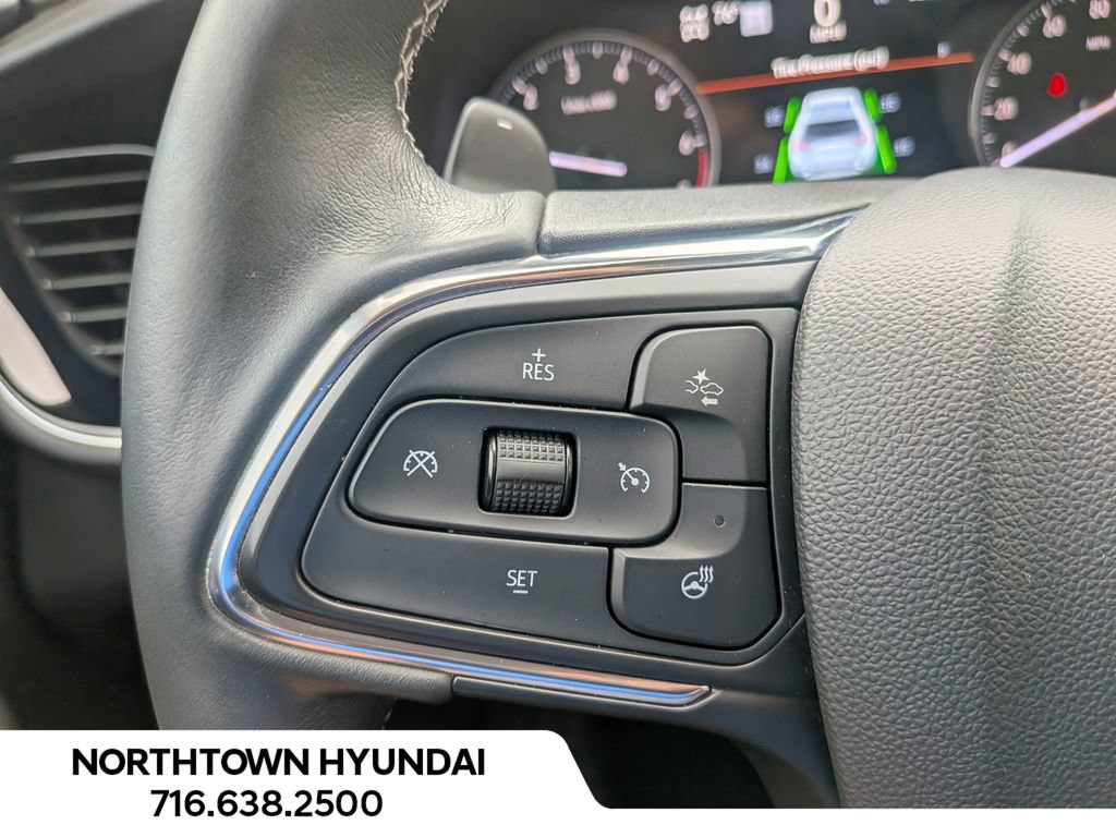 Used 2021 Buick Envision Avenir AWD/4WD image 28