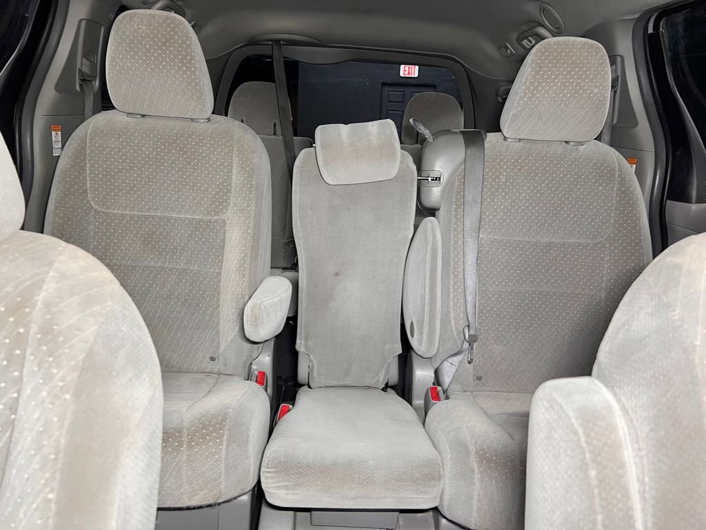 Used 2019 Toyota Sienna LE FWD image 20