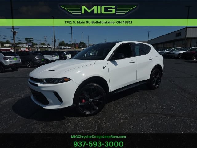 Used 2025 Dodge Hornet R/T w/ R/T Plus Package AWD/4WD image 1