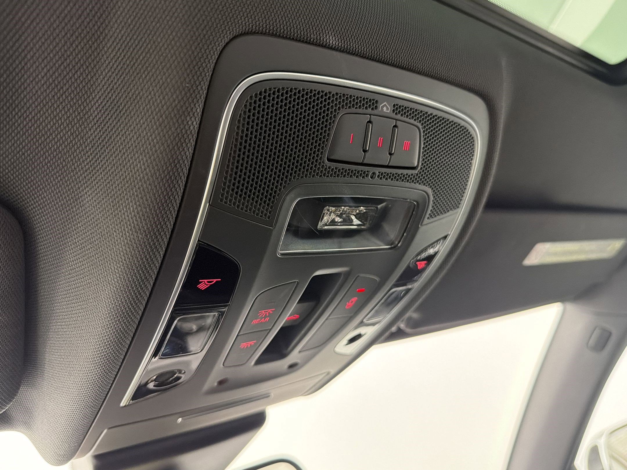 Used 2014 Audi S6 Prestige w/ Driver Assistance Package AWD/4WD image 30