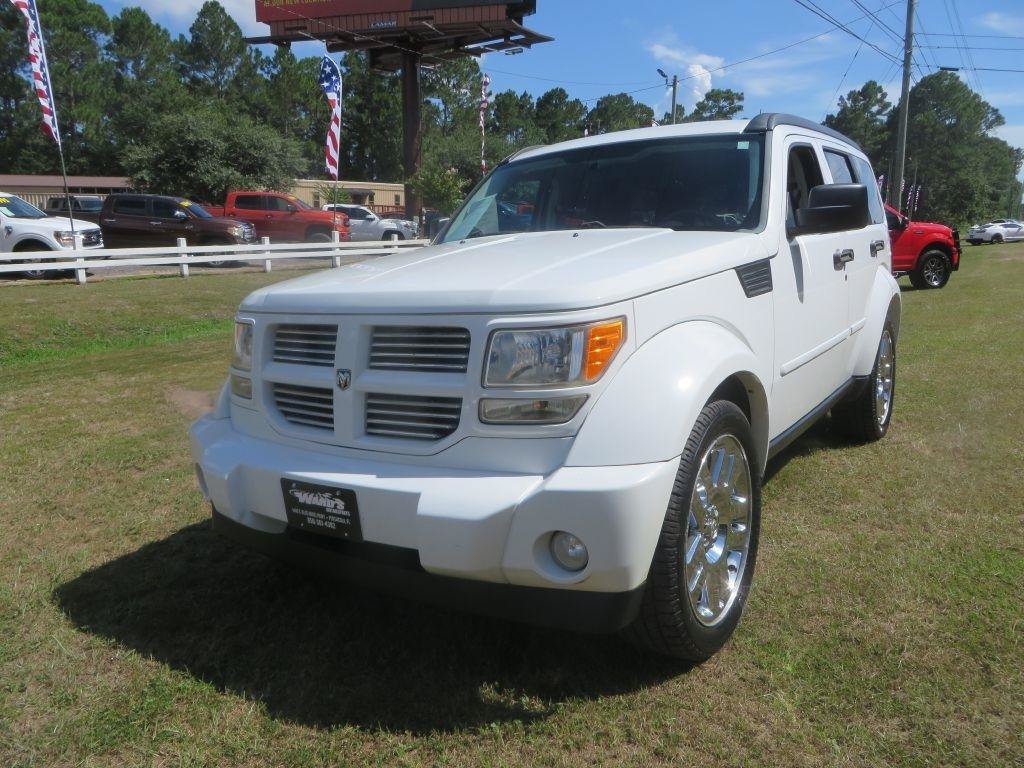Used 2011 Dodge Nitro Heat w/ Popular Equipment Group RWD image 2