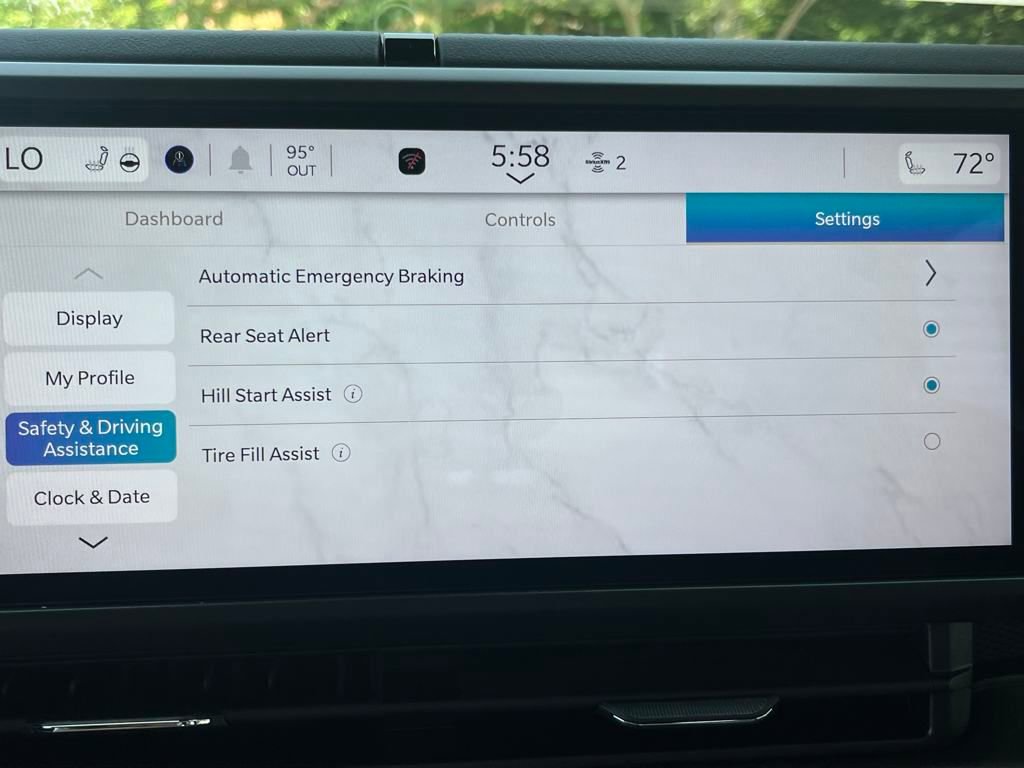 New 2025 Jeep Gladiator Rubicon w/ Convenience Group image 8