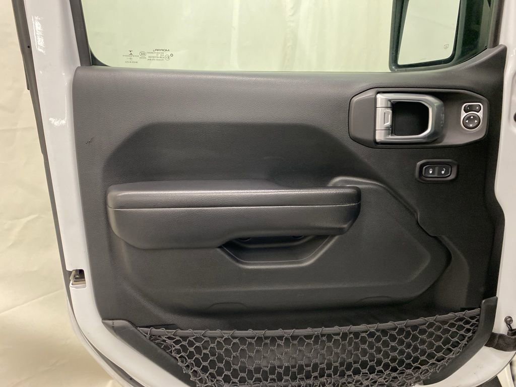 Used 2020 Jeep Wrangler Unlimited Rubicon w/ Dual Top Group image 10