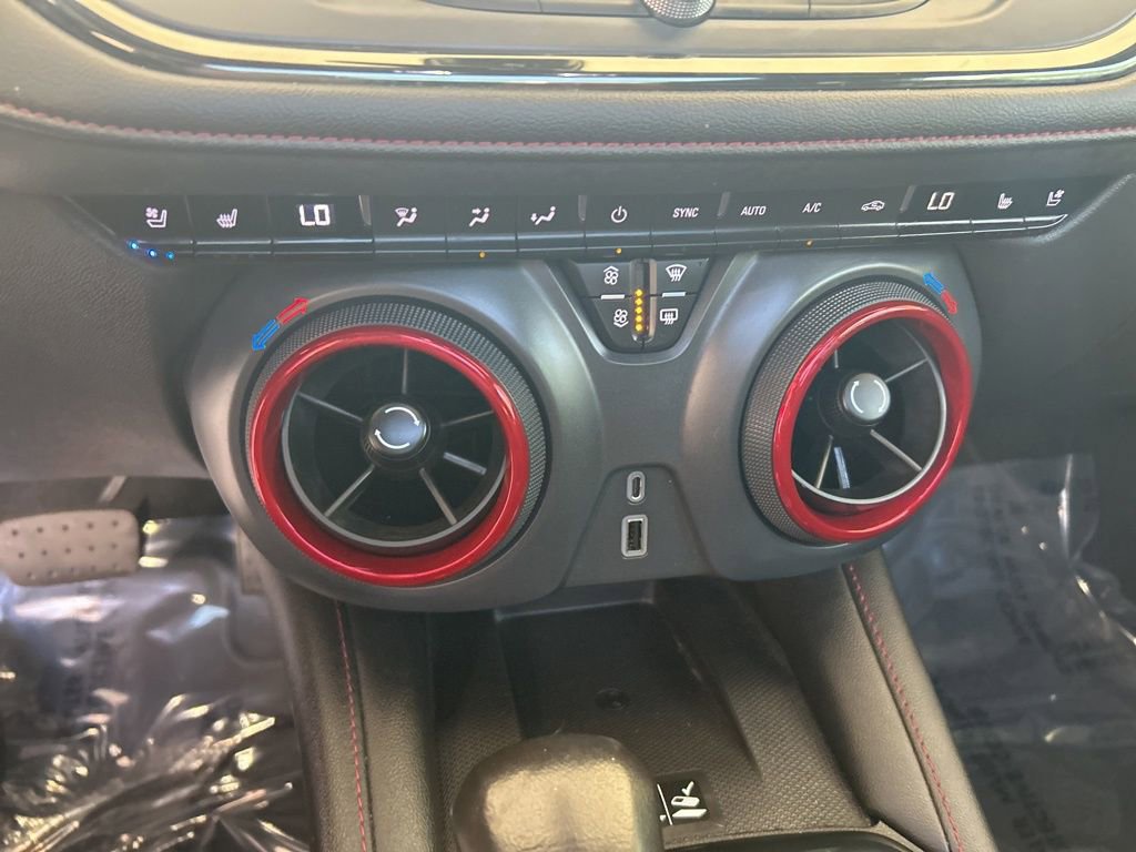 Used 2021 Chevrolet Blazer RS w/ Enhanced Convenience Package image 51