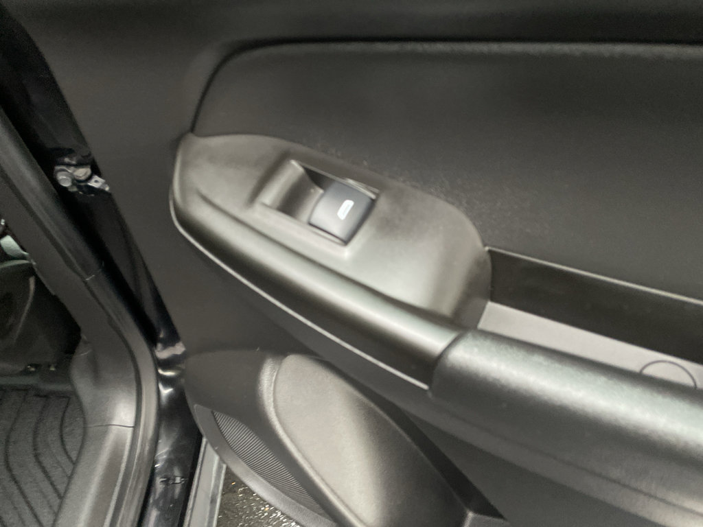 Used 2023 Chevrolet TrailBlazer LS image 40