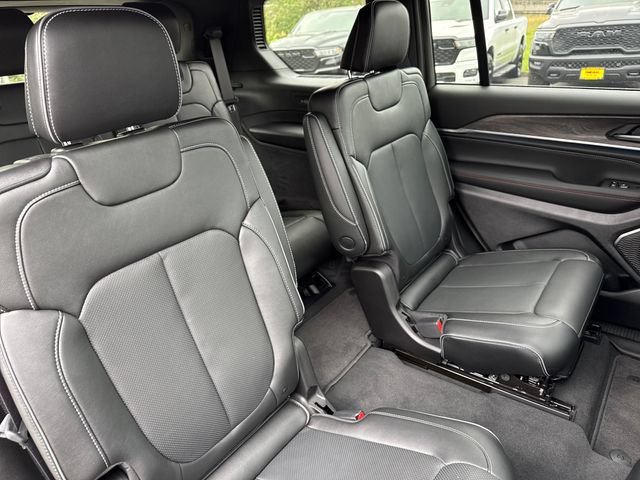 New 2025 Jeep Grand Cherokee L Overland AWD/4WD image 20