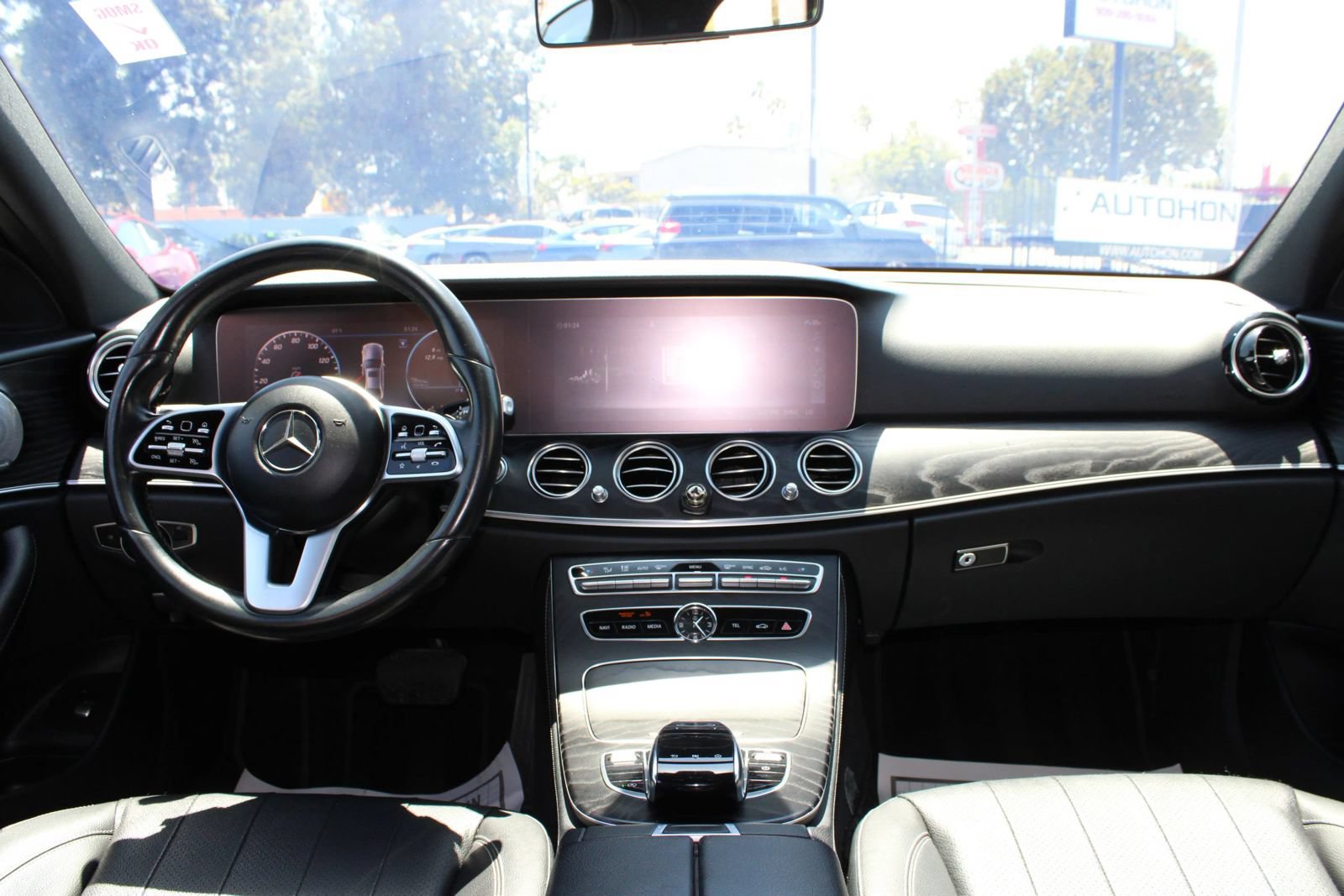 Used 2019 Mercedes-Benz E 300 image 19