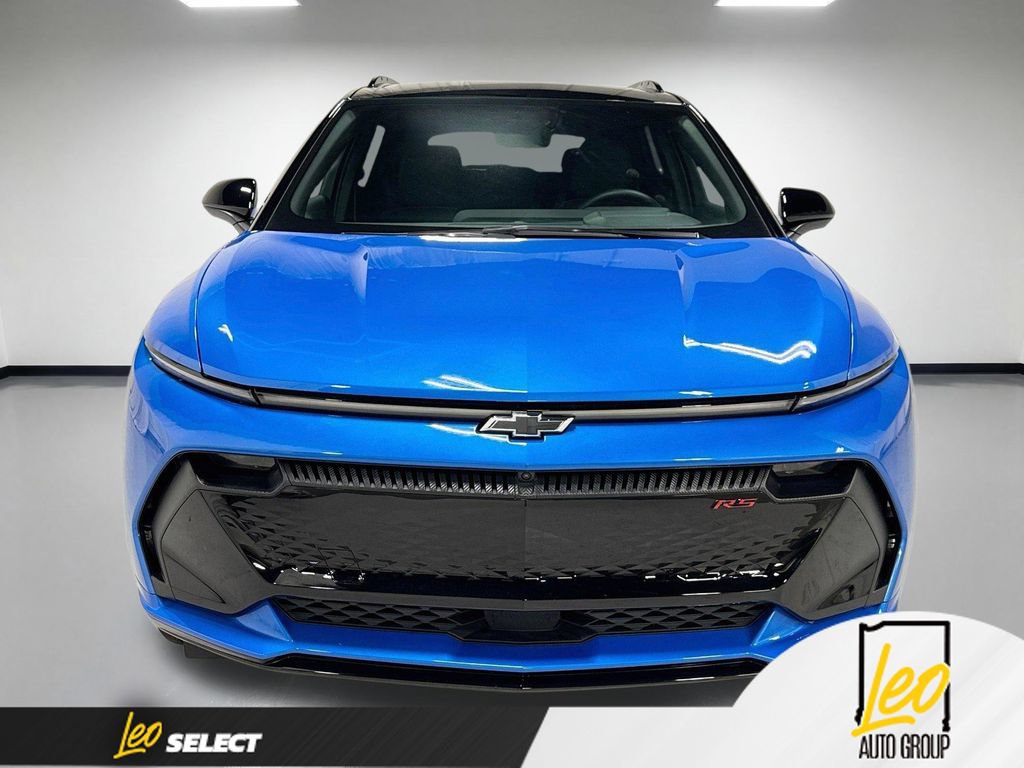 Used 2026 Chevrolet Equinox EV RS w/ Convenience Package II AWD/4WD image 2