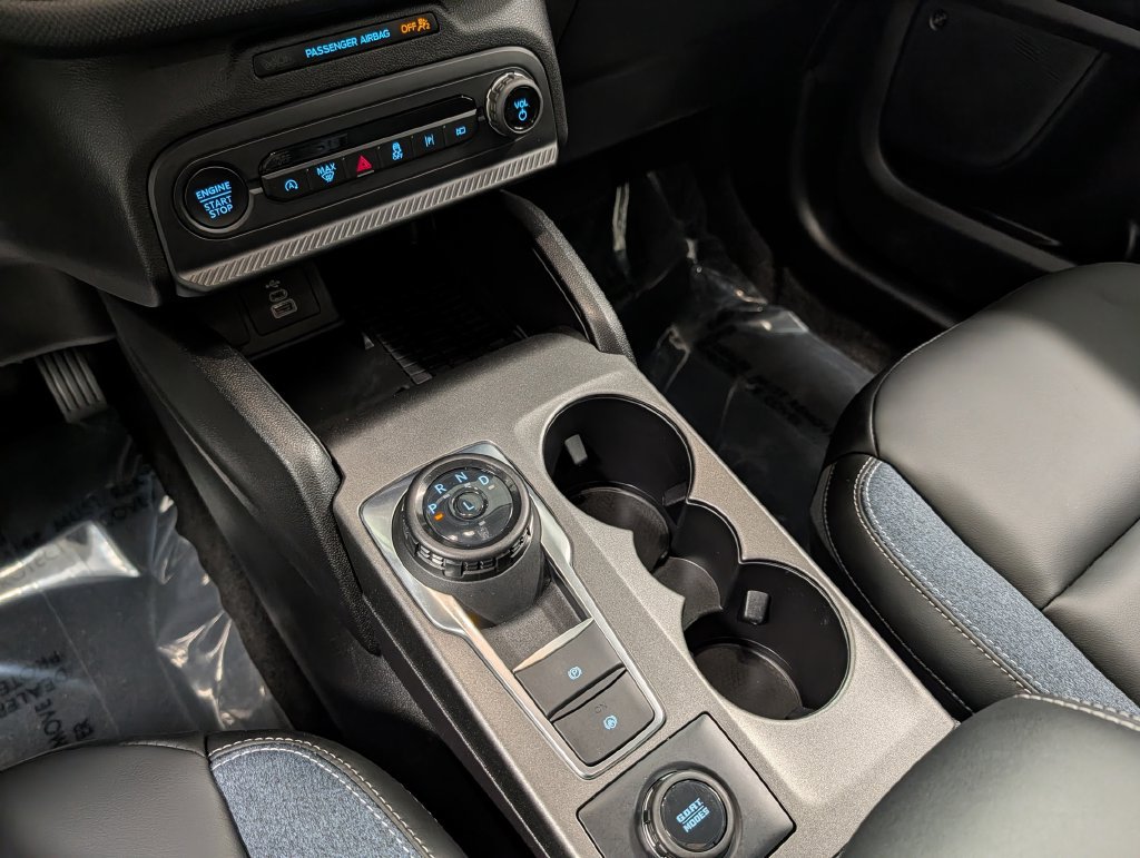 Used 2025 Ford Bronco Sport Outer Banks w/ Outer Banks Tech Package+ AWD/4WD image 14