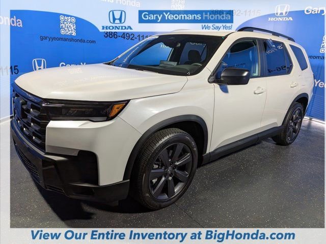 Used 2026 Honda Pilot Sport image 11