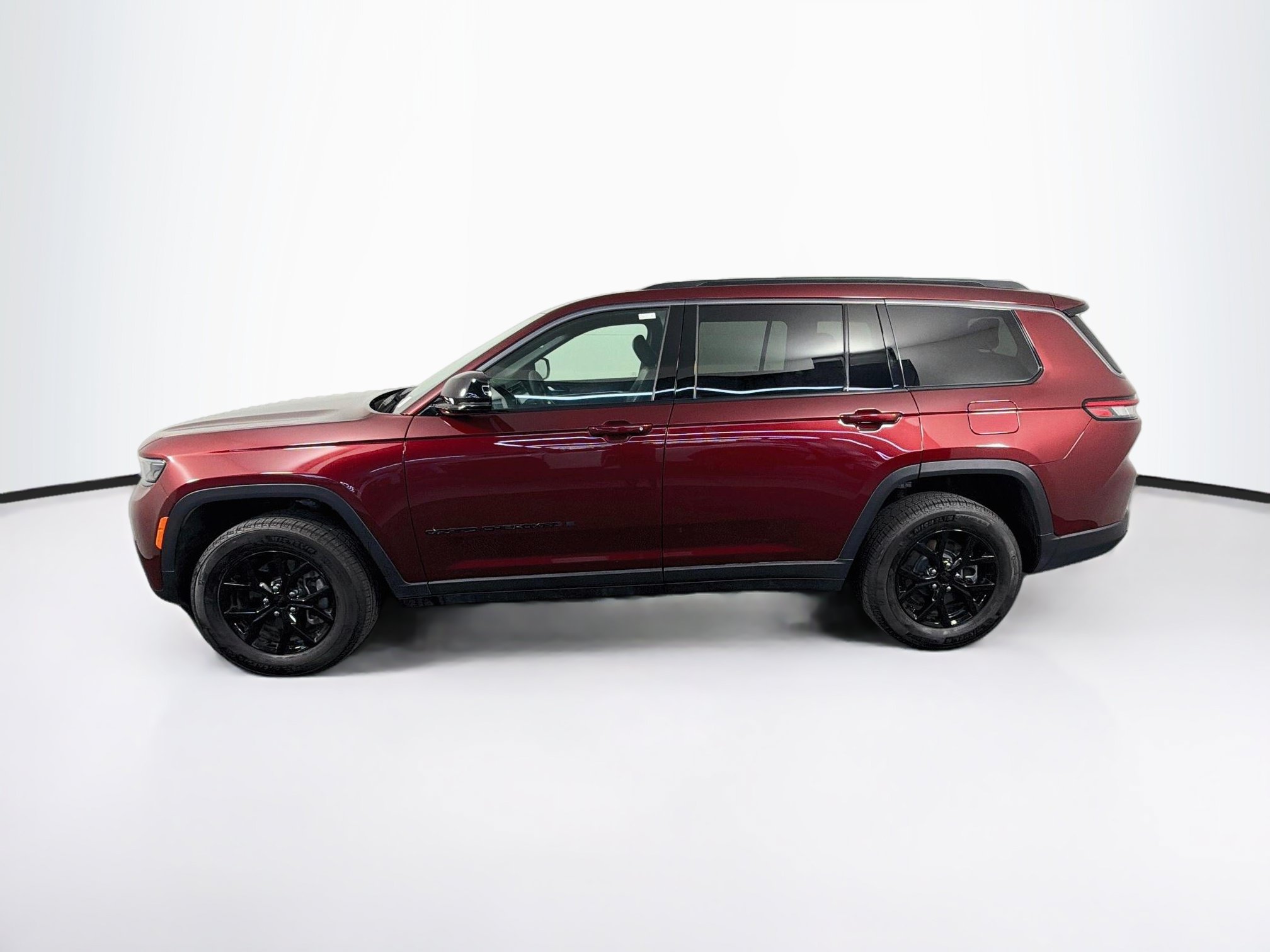 Used 2026 Jeep Grand Cherokee L 2WD image 4