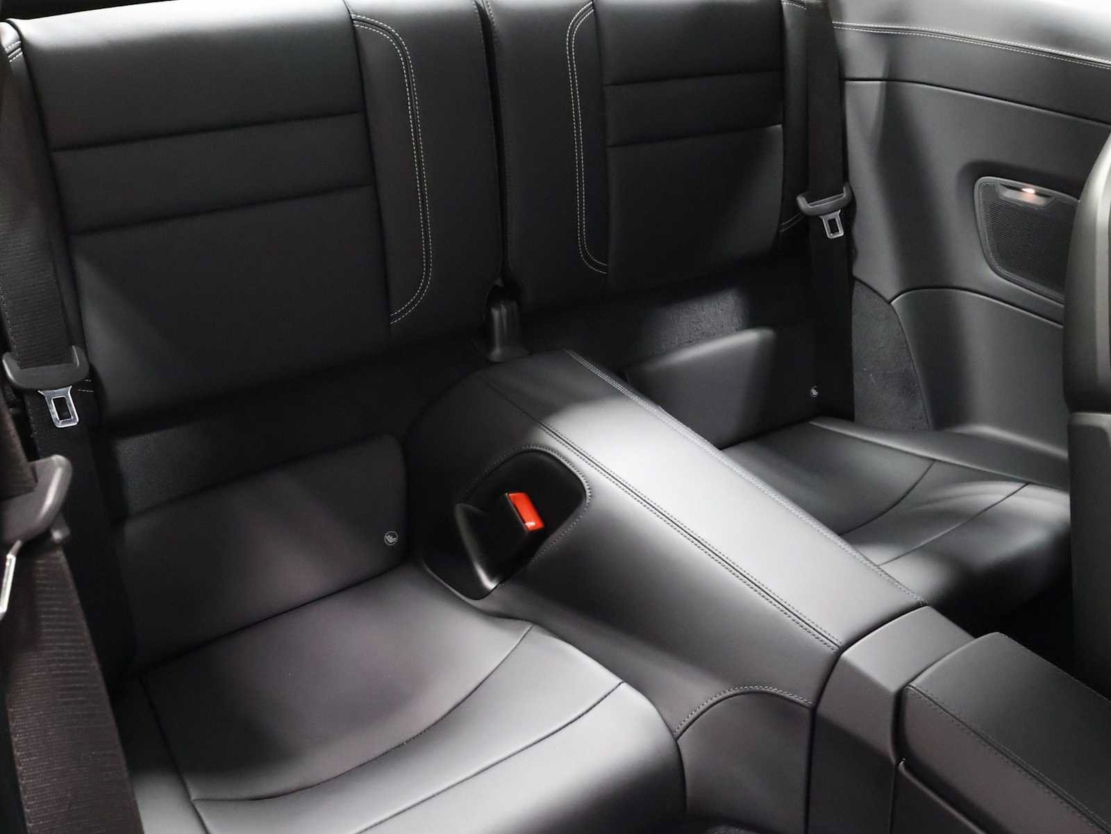 Certified 2025 Porsche 911 Carrera RWD image 37