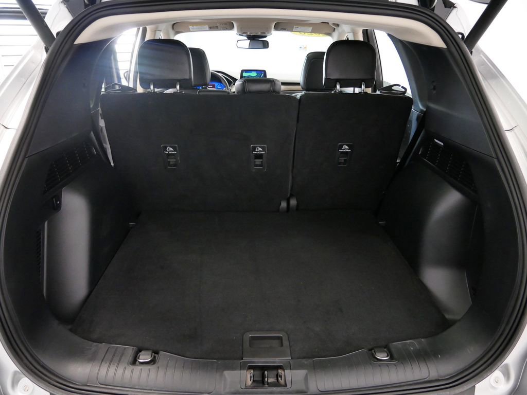 Used 2020 Ford Escape Titanium image 14