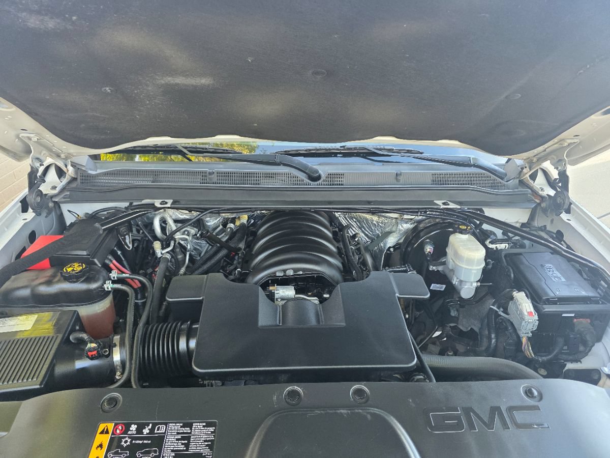 Used 2018 GMC Yukon SLT w/ HD Trailering Package RWD image 9