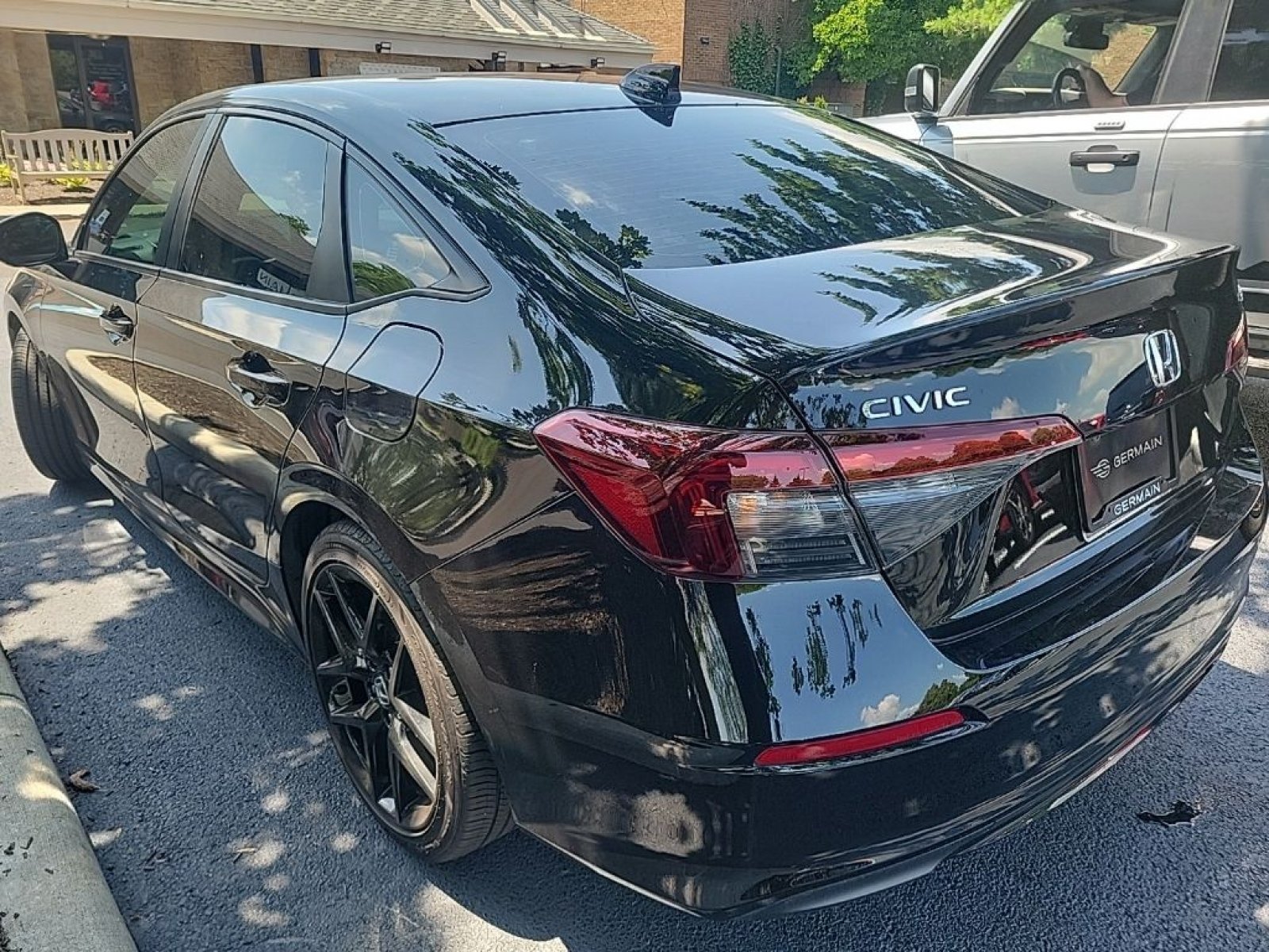 Used 2025 Honda Civic Sport image 10