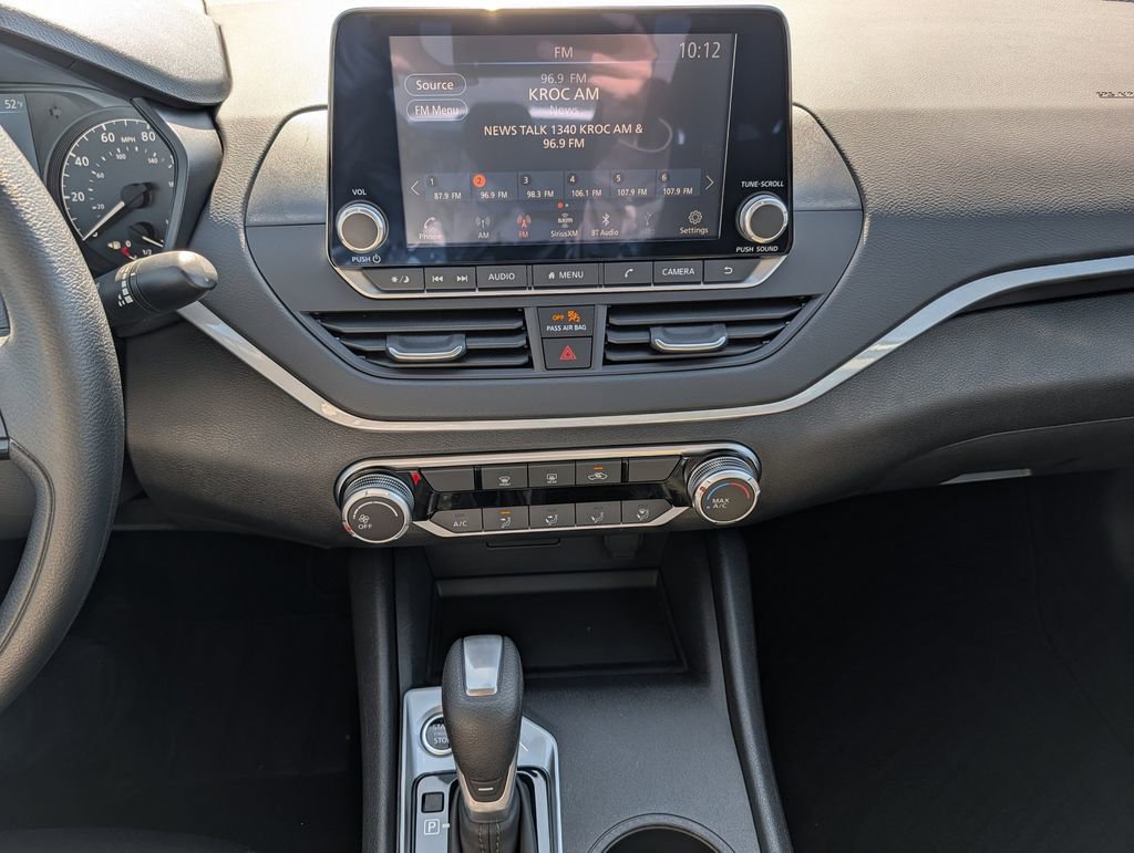 Used 2025 Nissan Altima 2.5 S FWD image 22