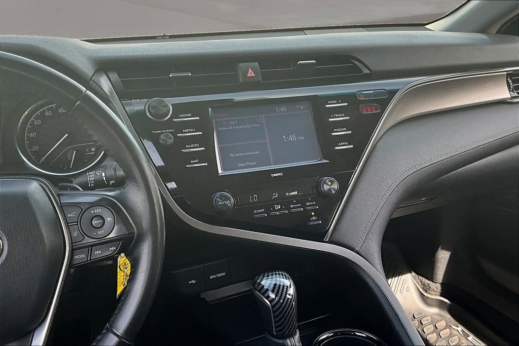 Used 2020 Toyota Camry SE image 9