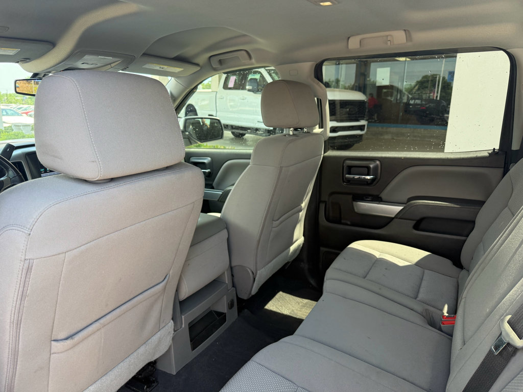 Used 2018 Chevrolet Silverado 1500 LT w/ Texas Edition AWD/4WD image 12