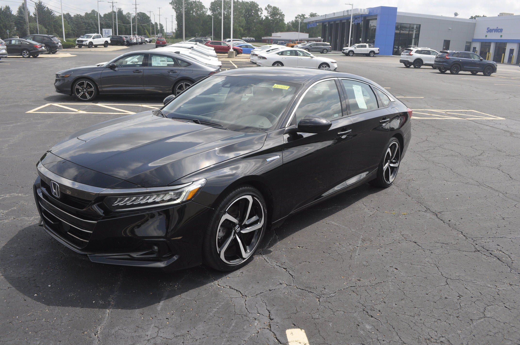 Certified 2022 Honda Accord Sport image 3