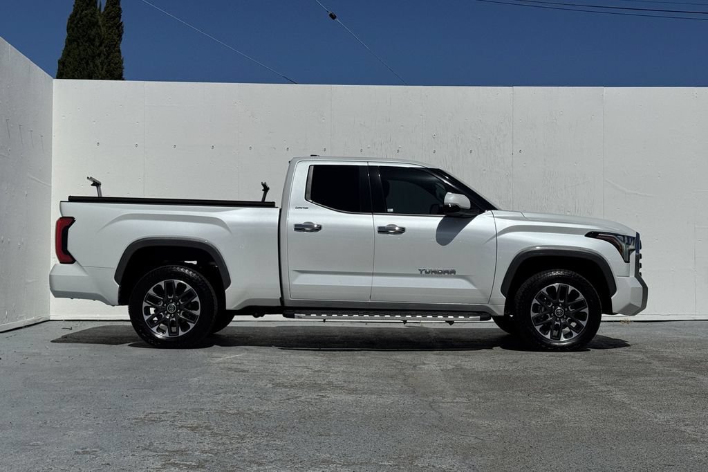 Used 2022 Toyota Tundra Limited AWD/4WD image 2