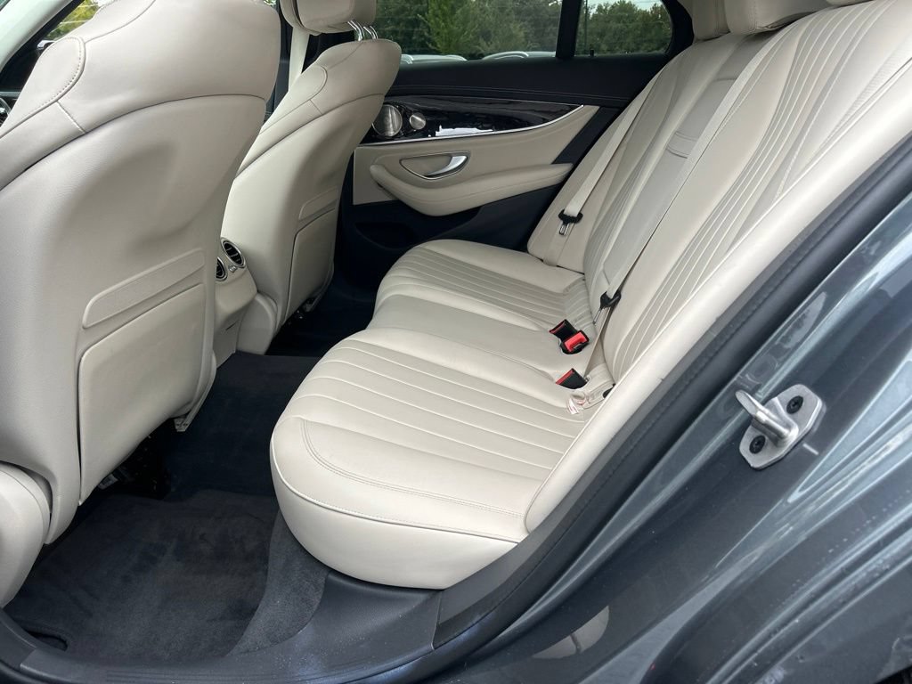 Used 2023 Mercedes-Benz E 450 4MATIC Sedan image 8