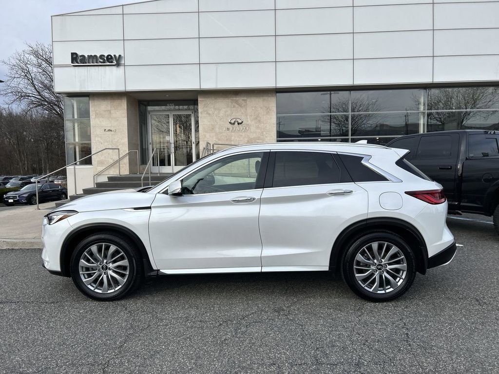 Certified 2025 INFINITI QX50 Luxe image 5