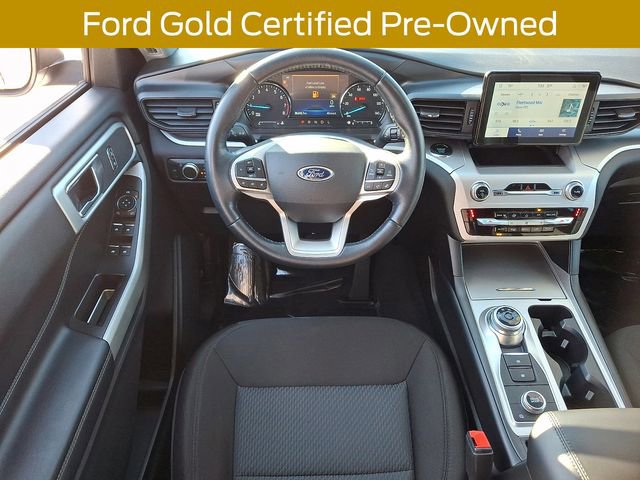 Used 2022 Ford Explorer XLT w/ Class IV Trailer Tow Package AWD/4WD image 12