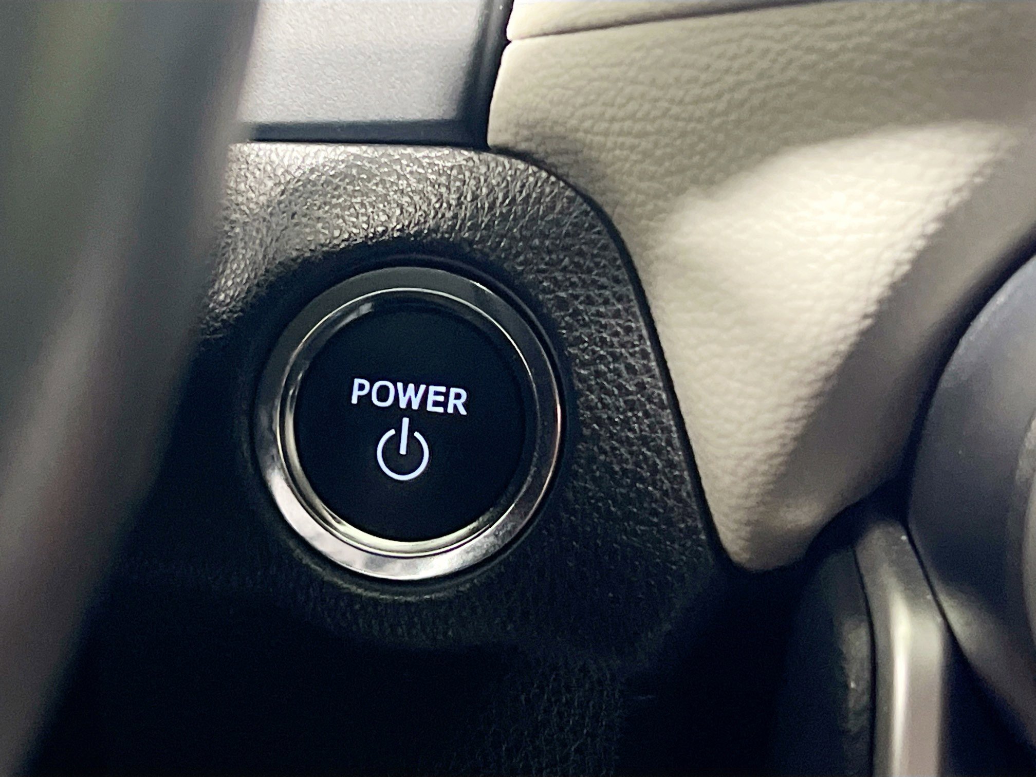 Used 2024 Toyota RAV4 Limited image 24