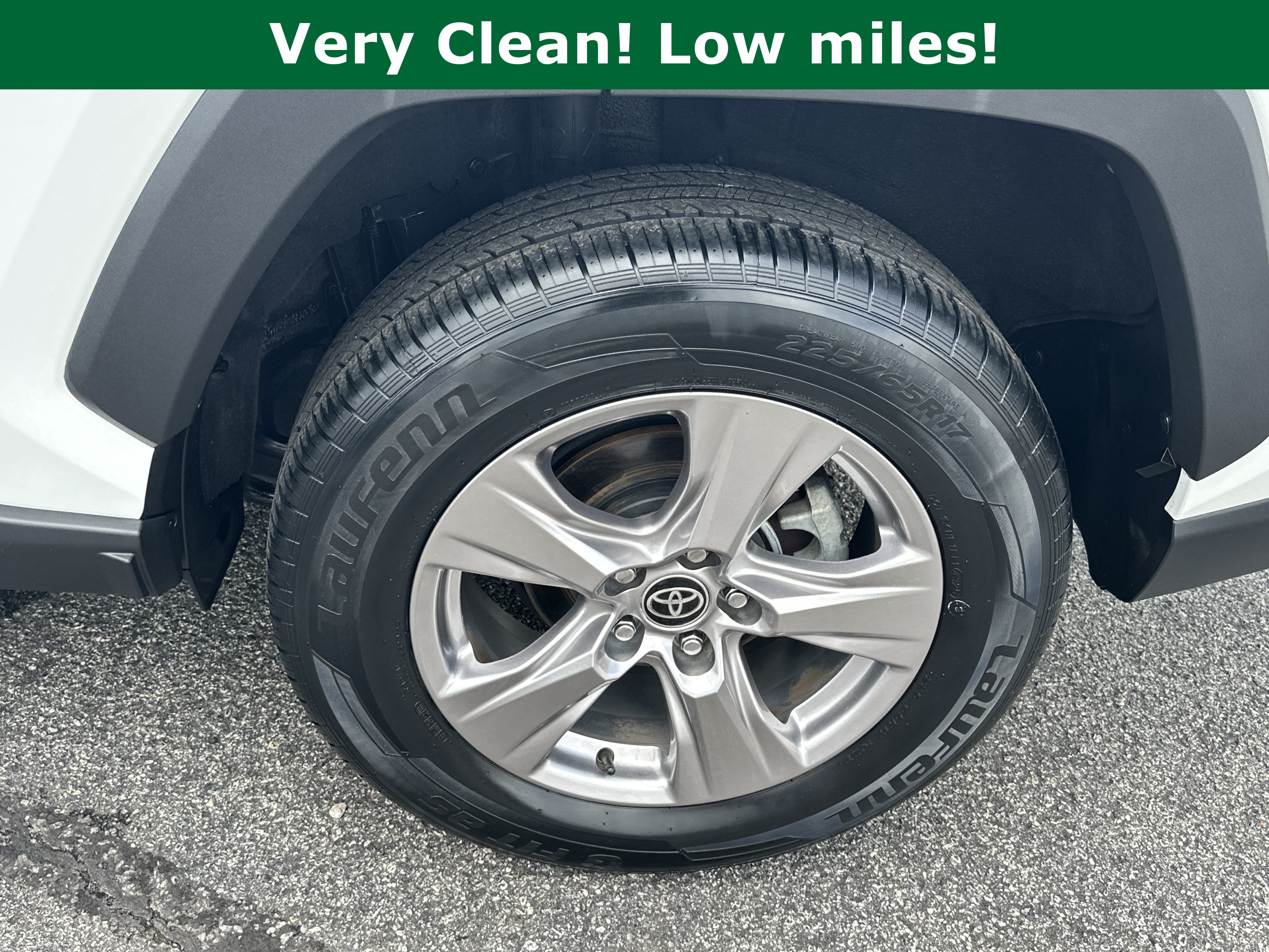 Used 2023 Toyota RAV4 XLE w/ Convenience Package FWD image 23