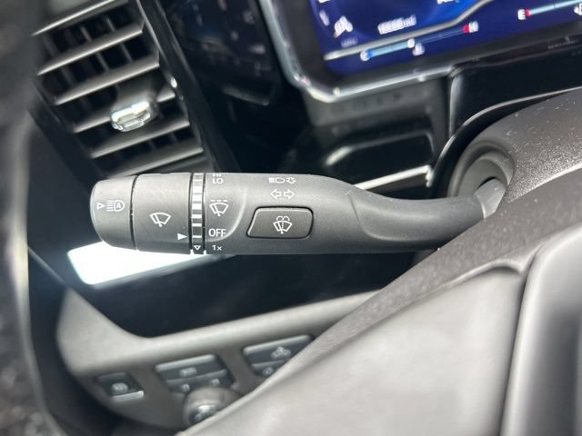 Used 2025 Chevrolet Silverado 1500 LT AWD/4WD image 25