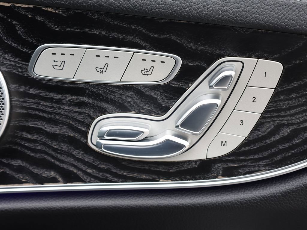 Used 2018 Mercedes-Benz E 400 E 400 image 22
