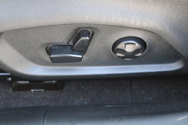 Used 2019 Jeep Compass Latitude w/ Popular Equipment Group FWD image 35