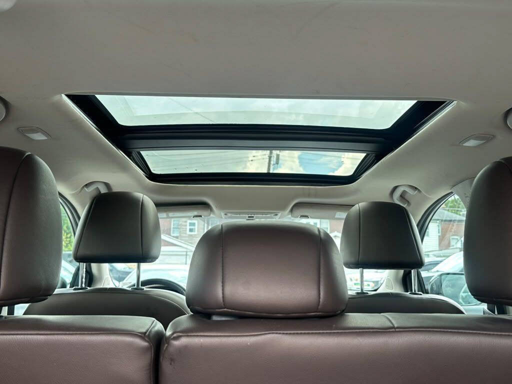 Used 2015 Nissan Murano Platinum w/ Platinum Technology Package AWD/4WD image 25