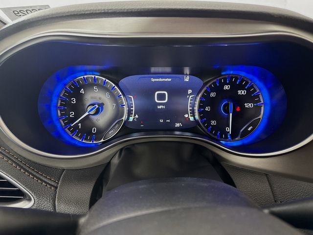New 2026 Chrysler Pacifica Pinnacle w/ Trailer Tow Group AWD/4WD image 12