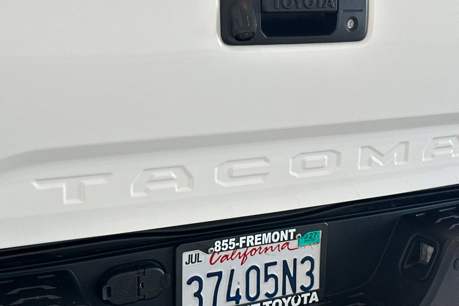 Certified 2022 Toyota Tacoma TRD Off-Road w/ Technology Package AWD/4WD image 26