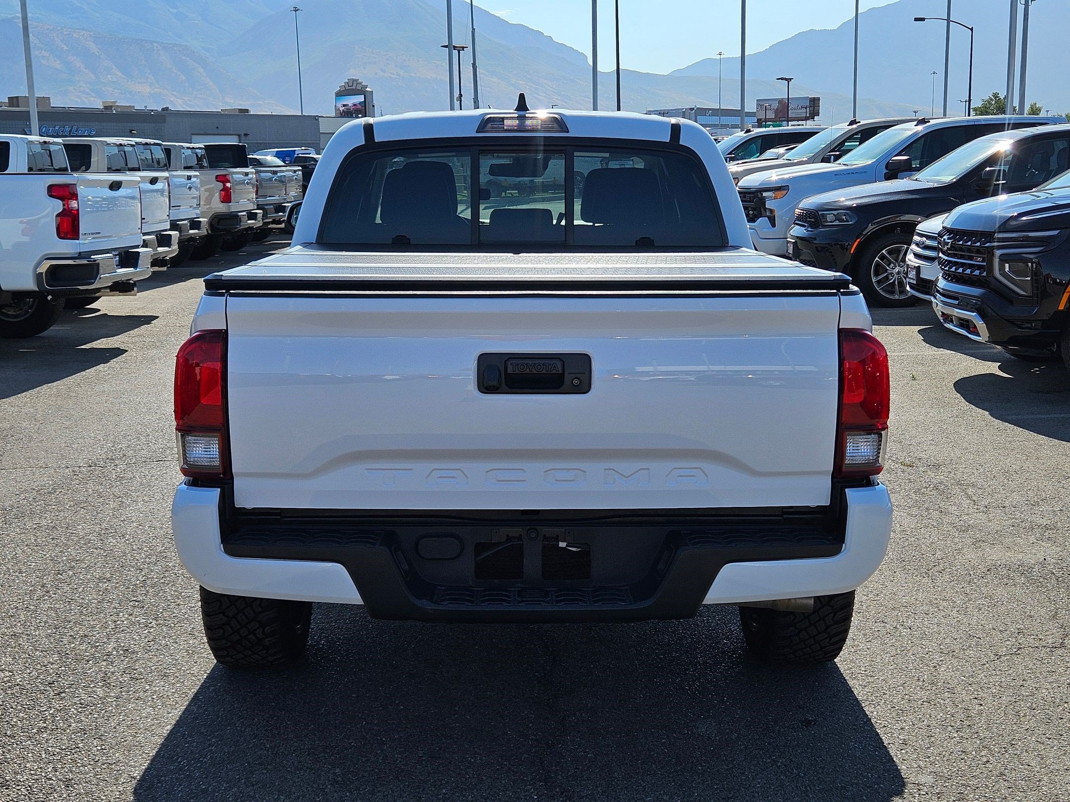 Used 2023 Toyota Tacoma SR w/ SR Convenience Package RWD image 4
