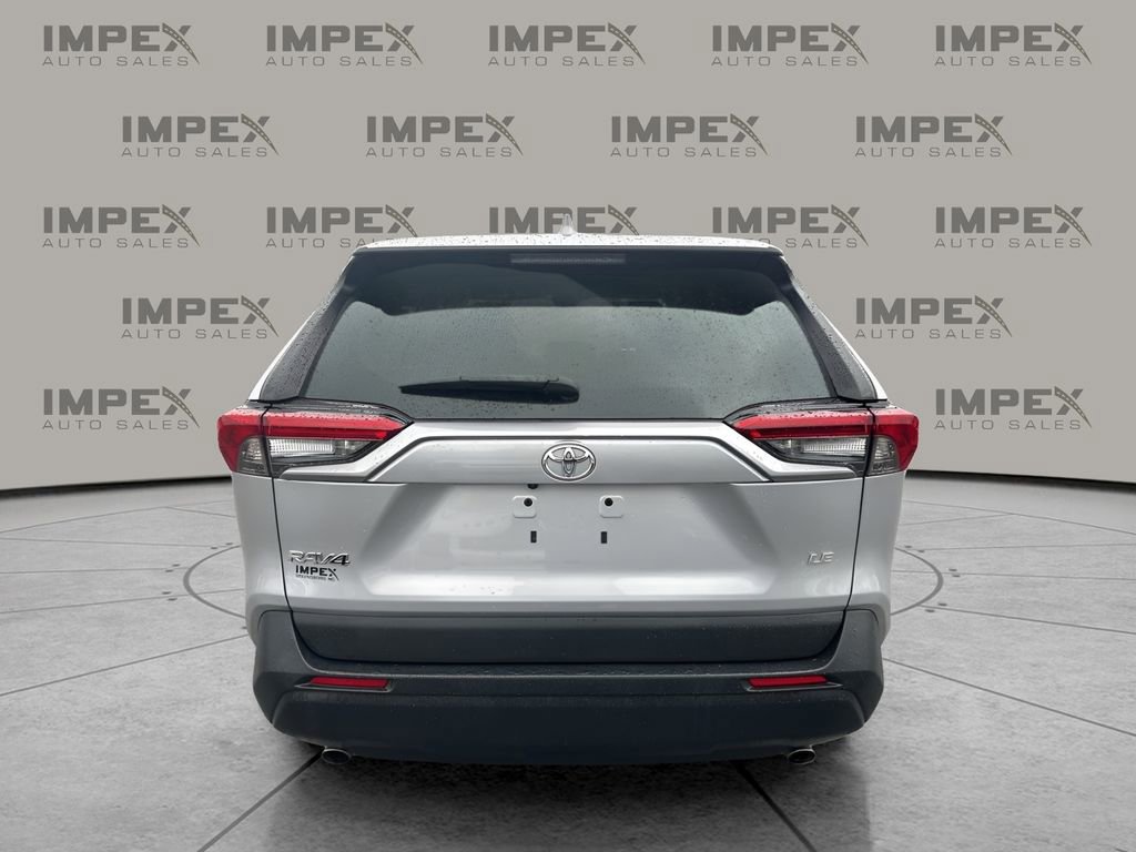 Used 2023 Toyota RAV4 LE image 4