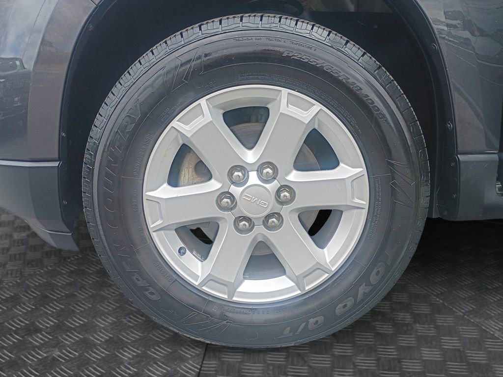 Used 2015 GMC Acadia SLE image 23