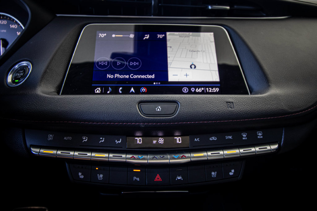 Used 2020 Cadillac XT4 Sport AWD/4WD image 42