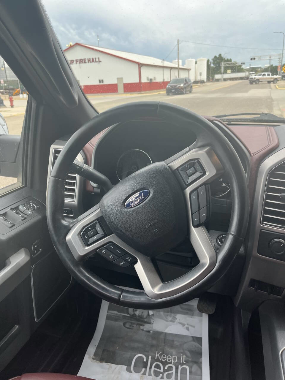 Used 2019 Ford F150 Platinum w/ Equipment Group 701A Luxury image 10