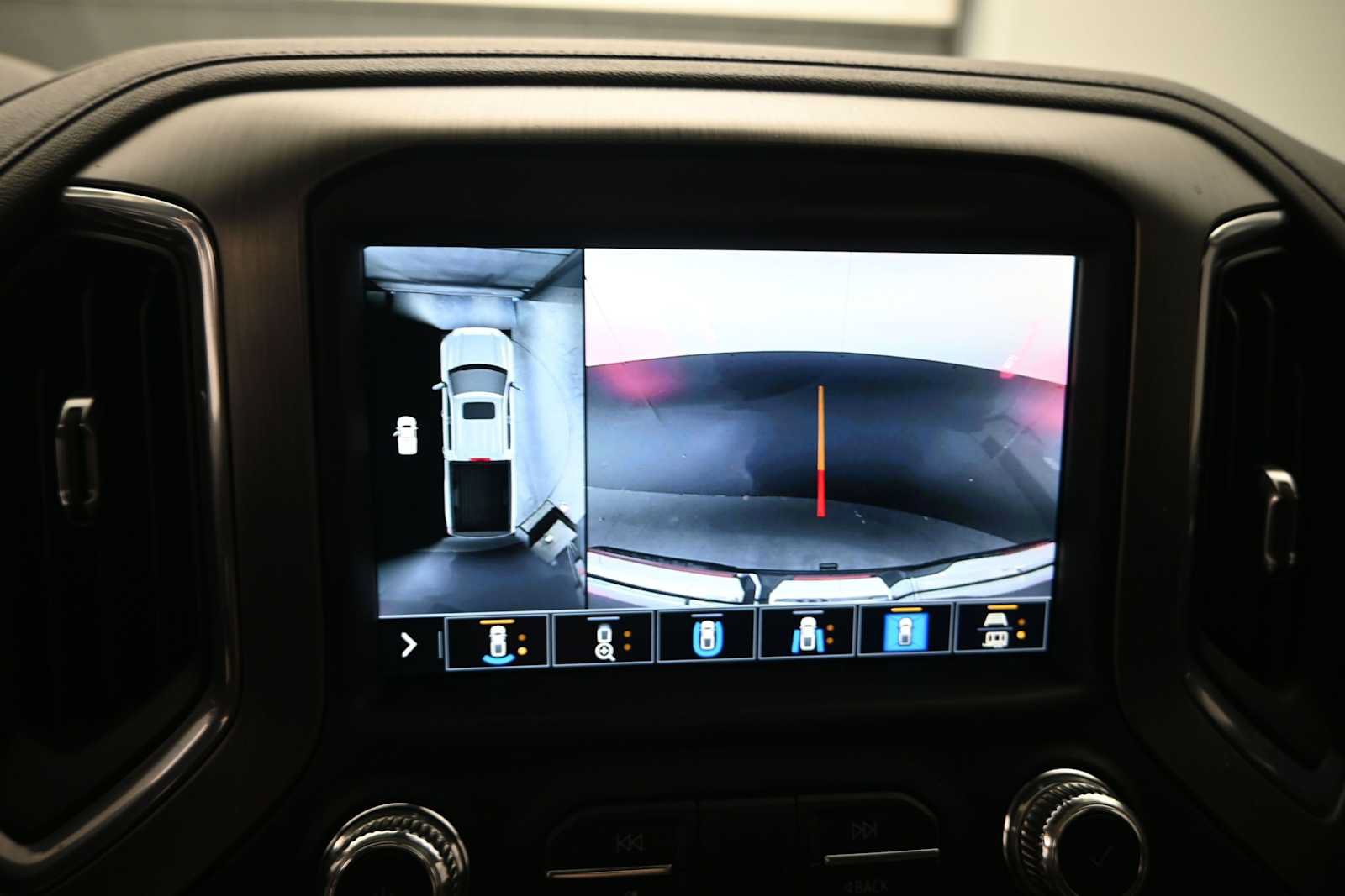 Used 2021 GMC Sierra 1500 Denali w/ Denali Ultimate Package AWD/4WD image 15