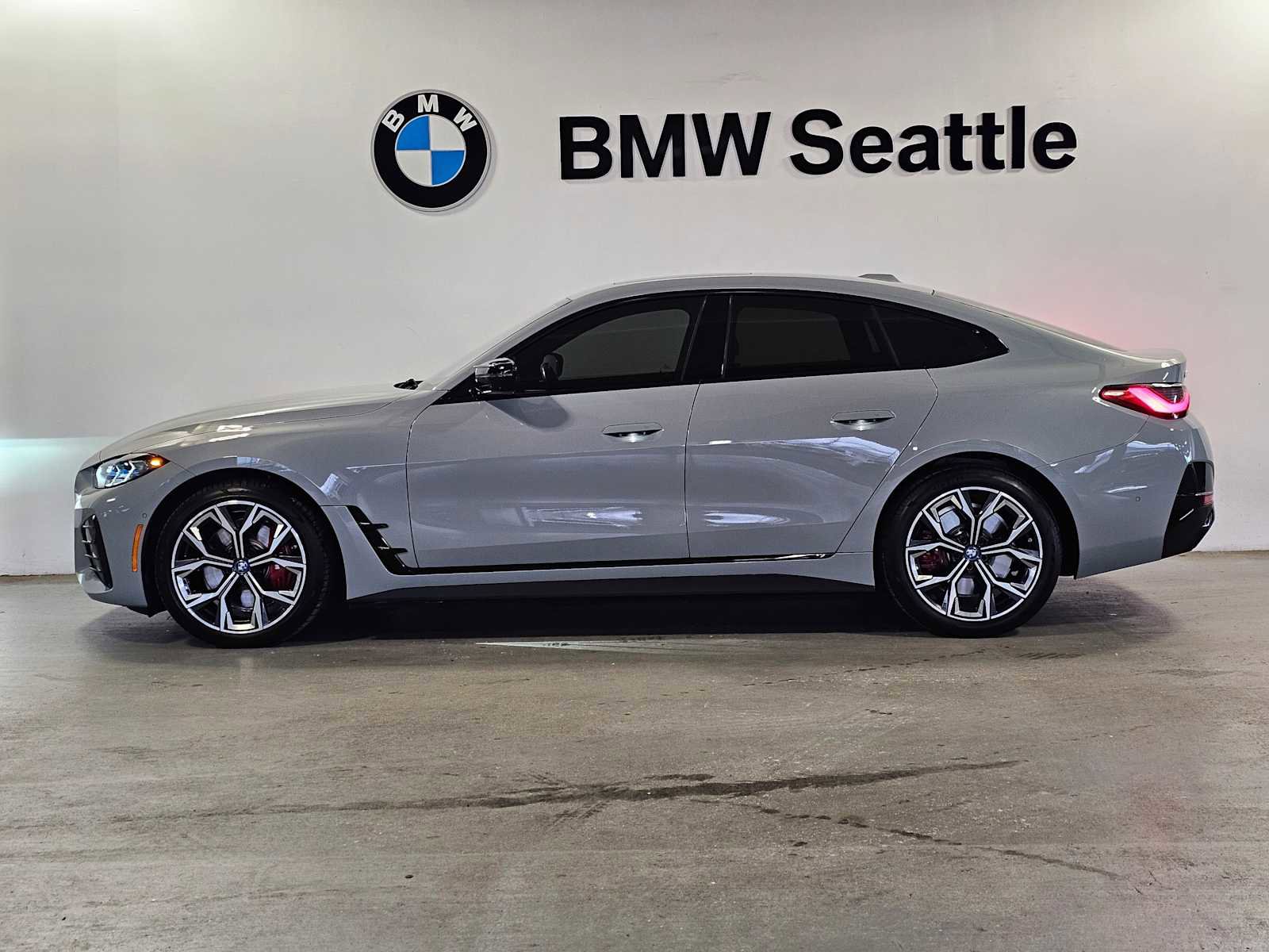 Used 2023 BMW i4 M50 w/ Premium Package image 3