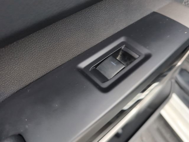 Used 2024 Toyota Tundra Limited image 12